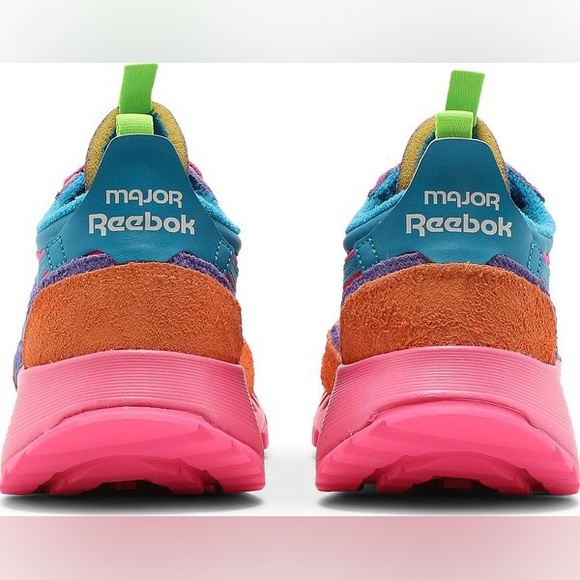 Great condition. Never worn. No box. - Picture 3 of 8